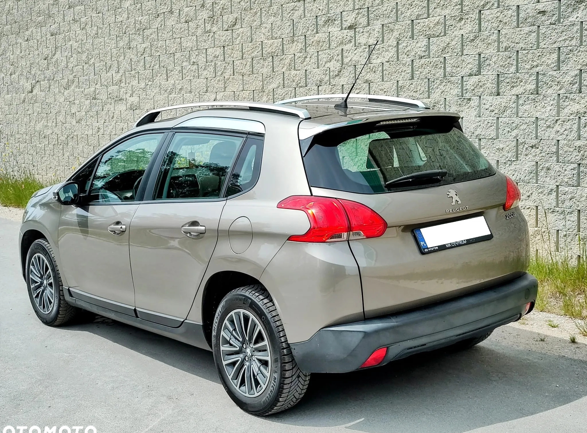 Peugeot 2008 cena 36700 przebieg: 134000, rok produkcji 2013 z Łódź małe 277